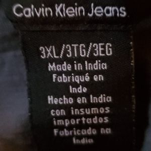 A calvin klein long sleeved shirt used once